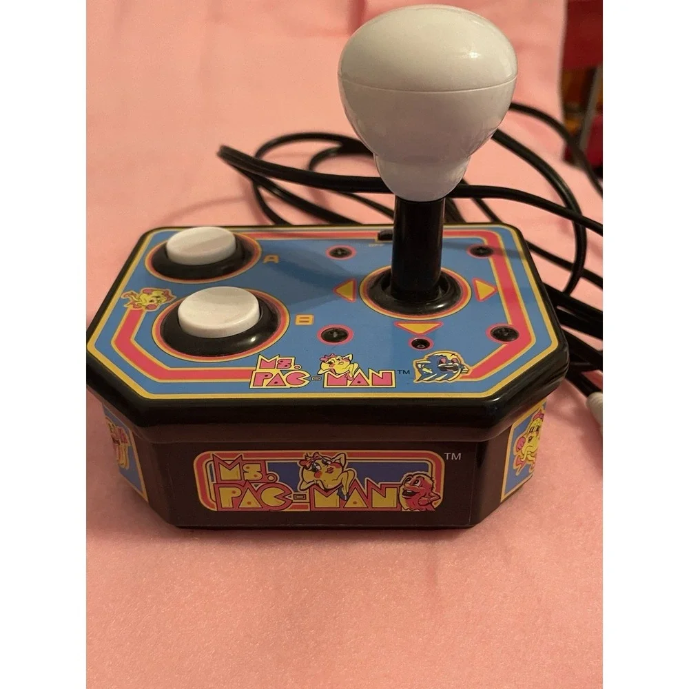 Ms.Pac-Man 1993 Vintage TV Plug N Play Classic Game Tested Works